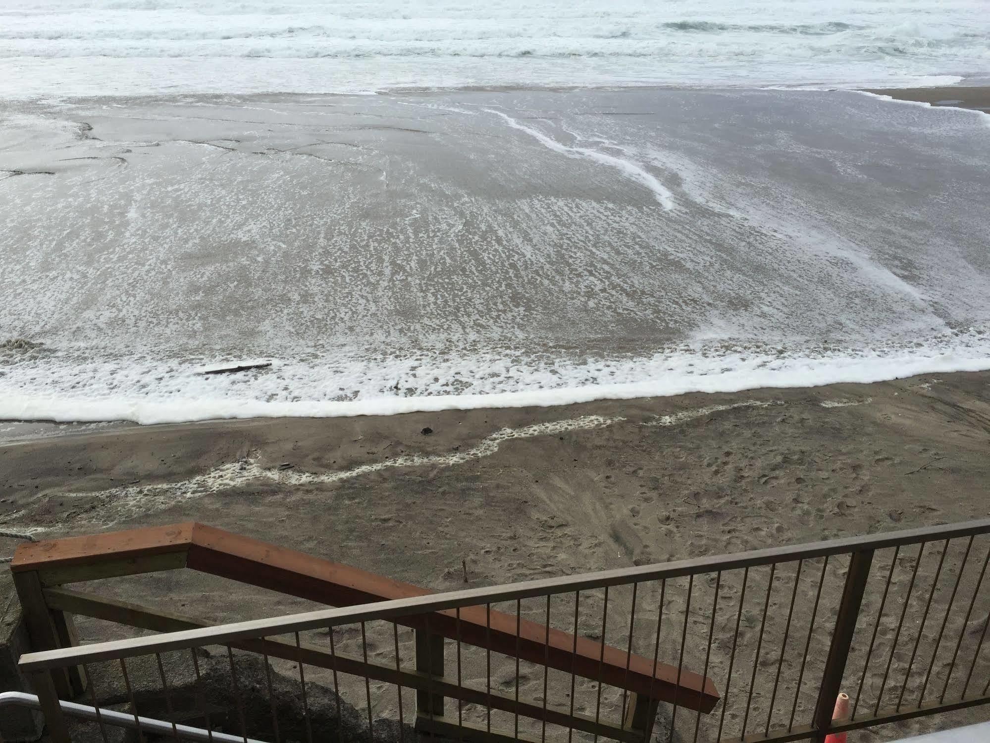 Sandcastle Beachfront Lincoln City Exterior foto